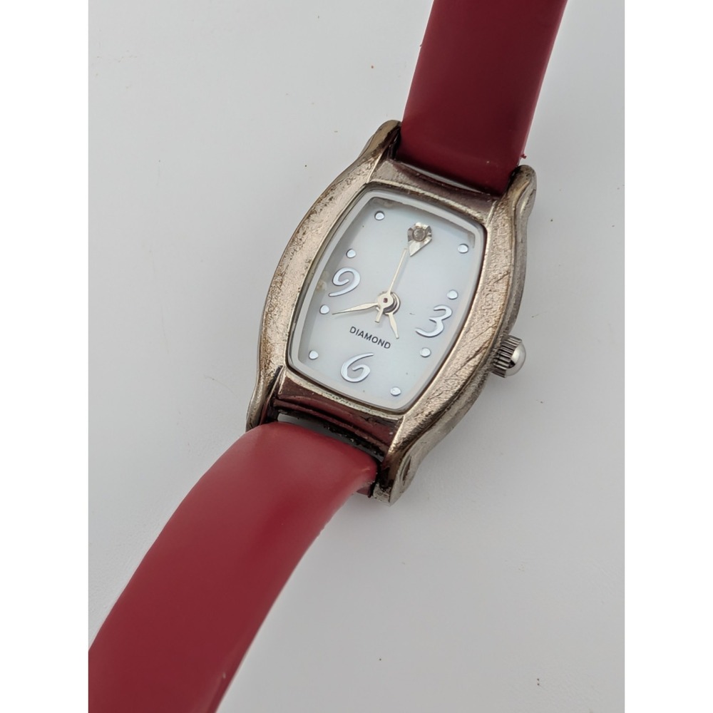 2008 Avon Diamond Accent Watch Women‎ MOP Dial Red Leather Band- New Battery